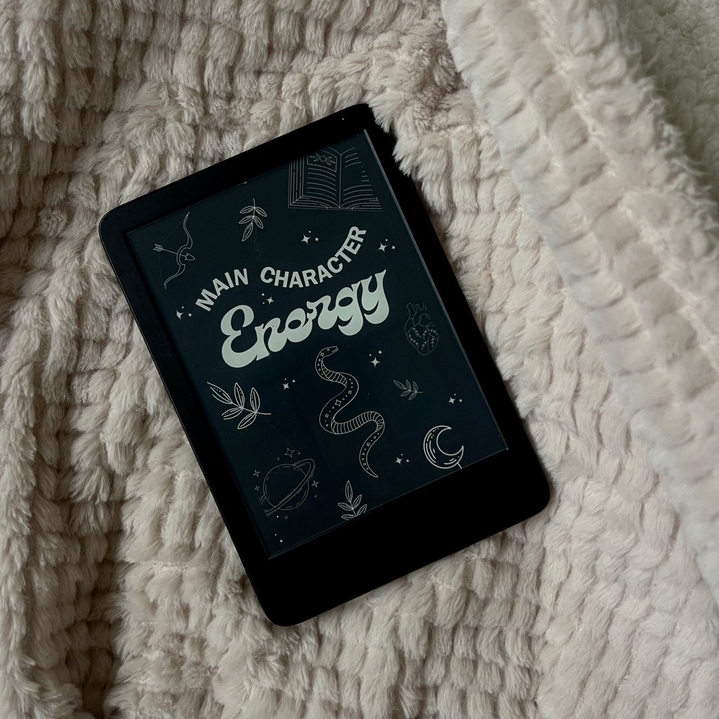 MAIN CHARACTER ENERGY KINDLE SCREEN SAVER