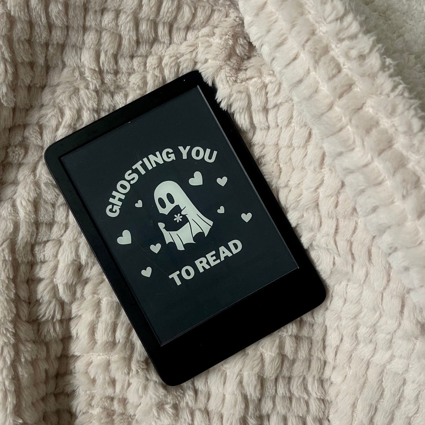 GHOSTING YOU TO READ KINDLE SCREEN SAVER