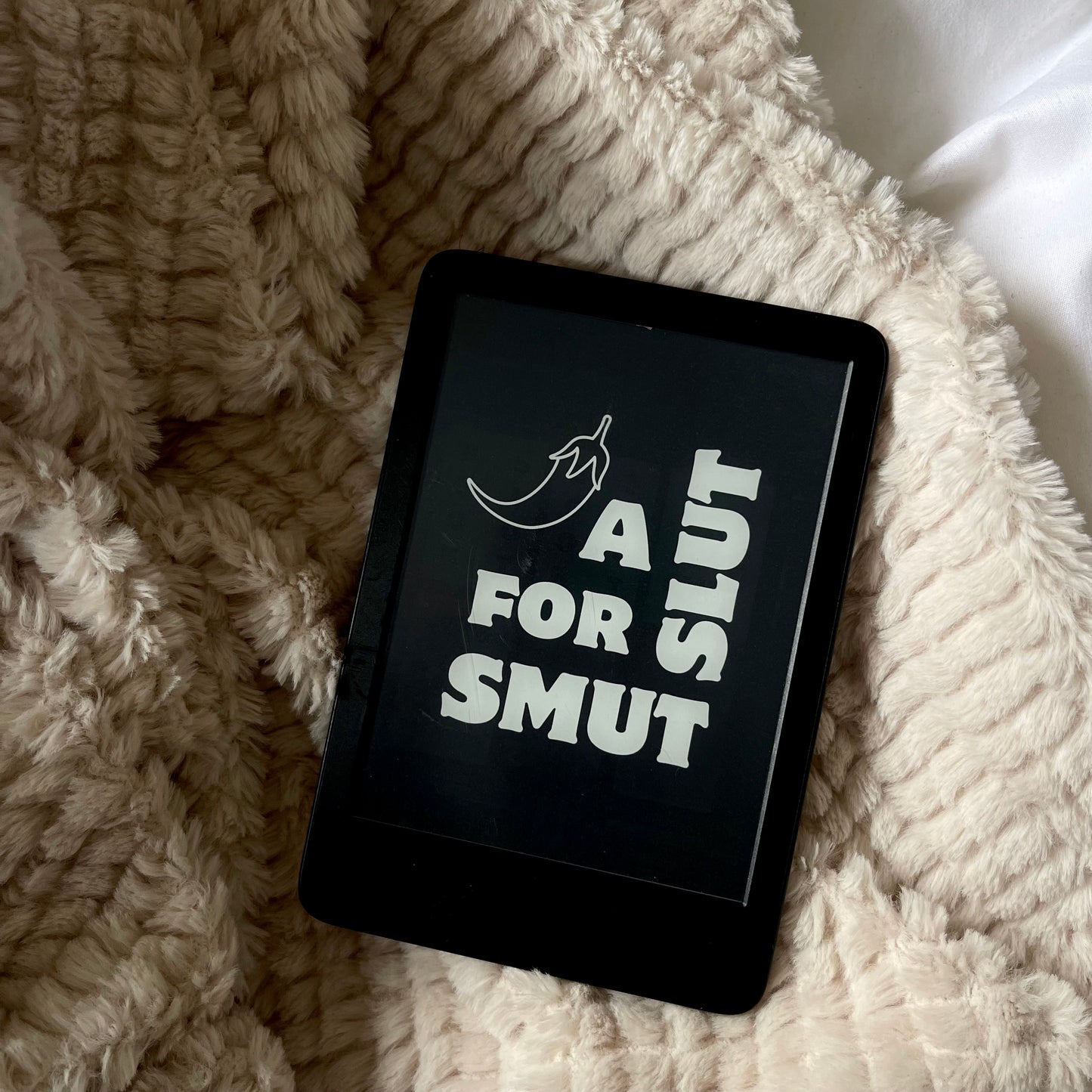 A SLUT FOR SMUT KINDLE SCREEN SAVER